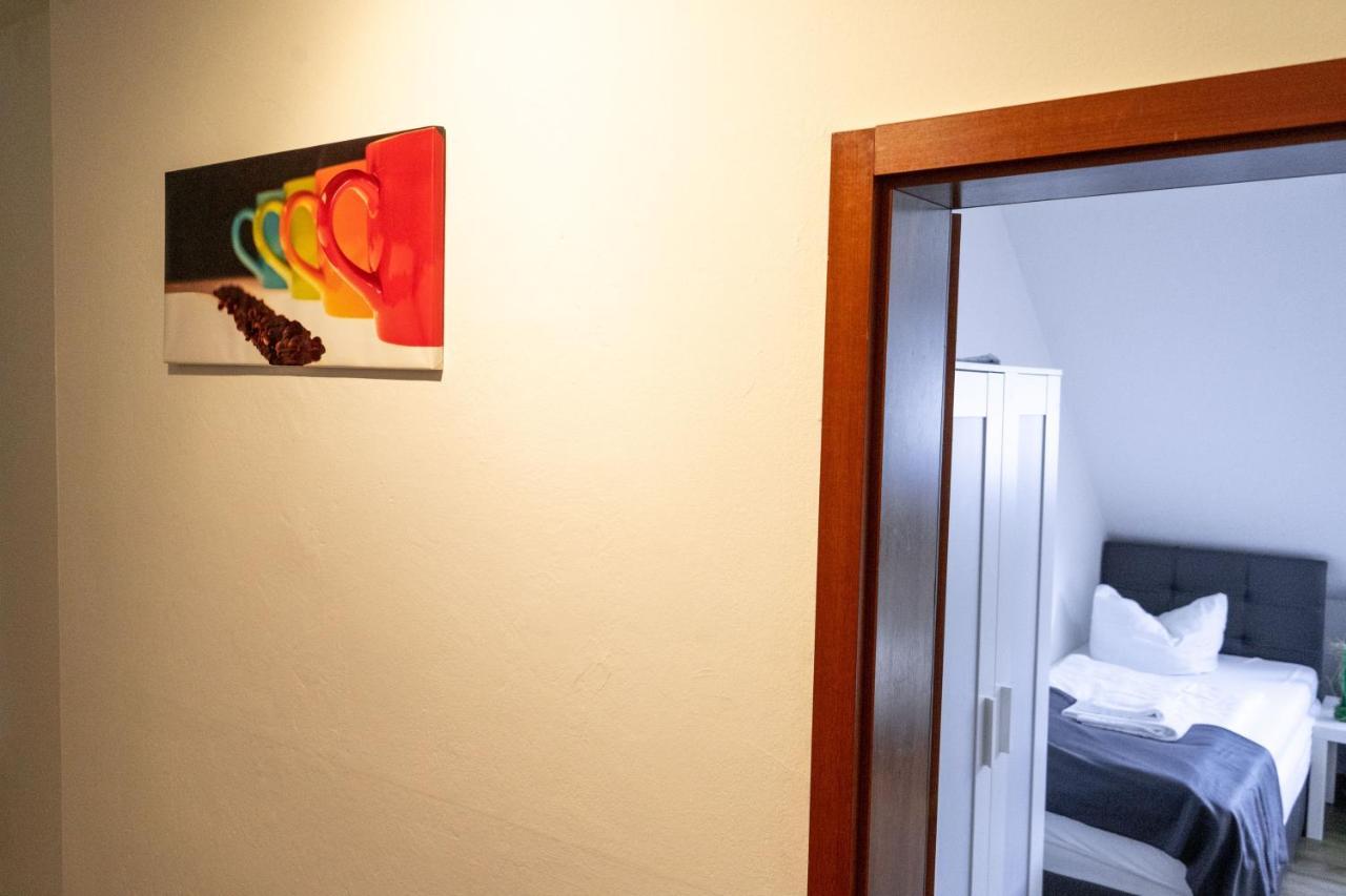 Sunnyhome Monteurwohnungen Und Apartments In Schwandorf المظهر الخارجي الصورة